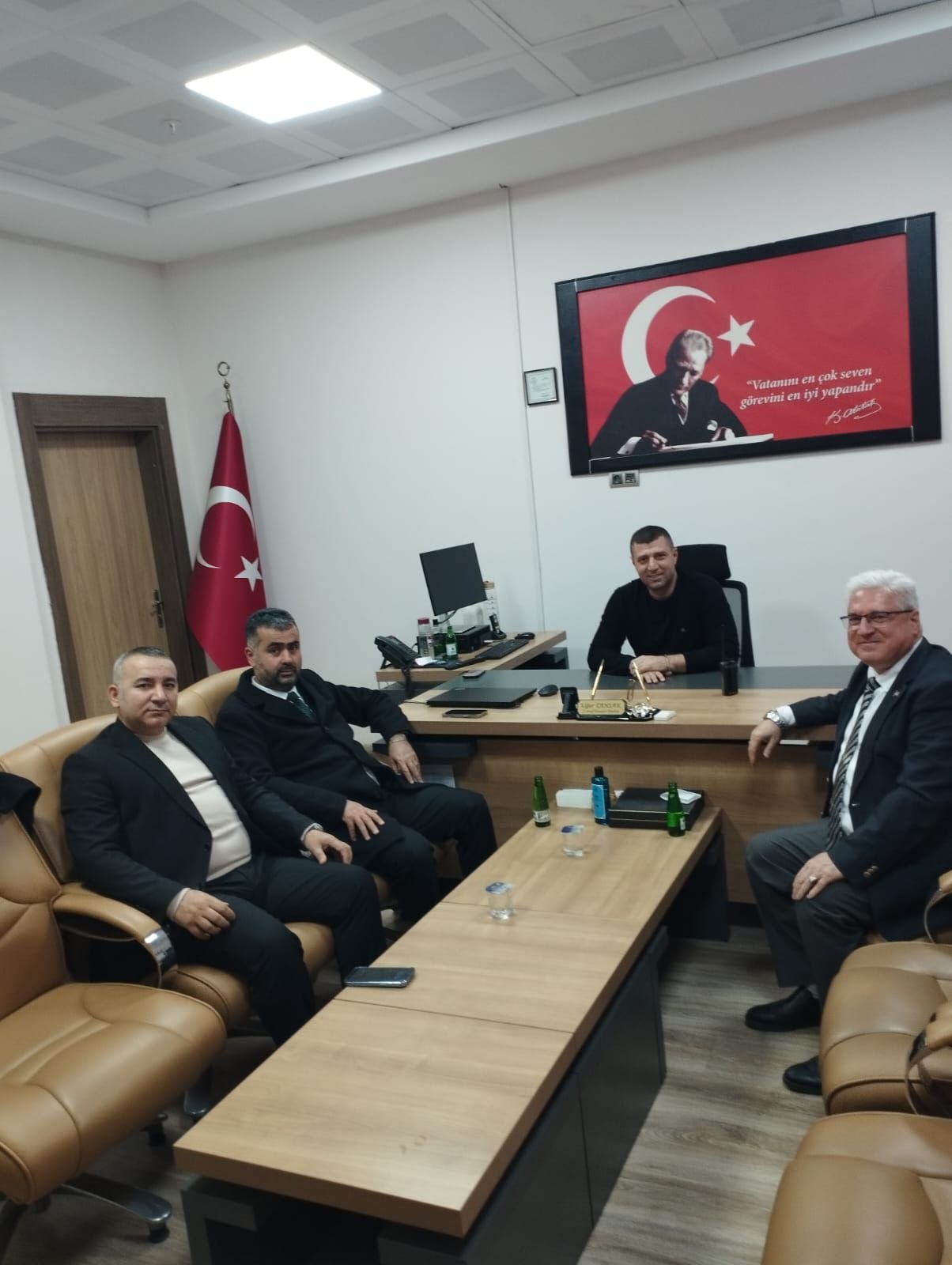 Başkanımız Tuncay Tabur Şahinbey İlçe Emniyet Müdür'ü Sayın Uğur Tansak ile bir araya geldi.